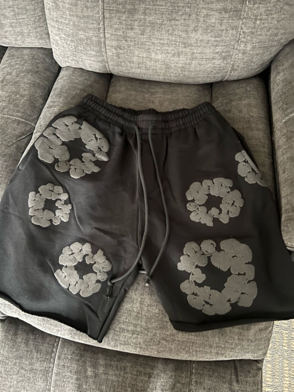 Denim Tears Men's Black Athletic Shorts with Gray Floral Ring Prints